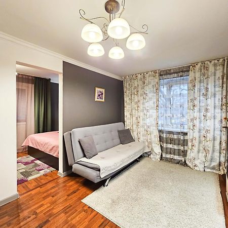 Nadezhda Apartments On The Nauryzbai Batyr 82 Алматы Экстерьер фото